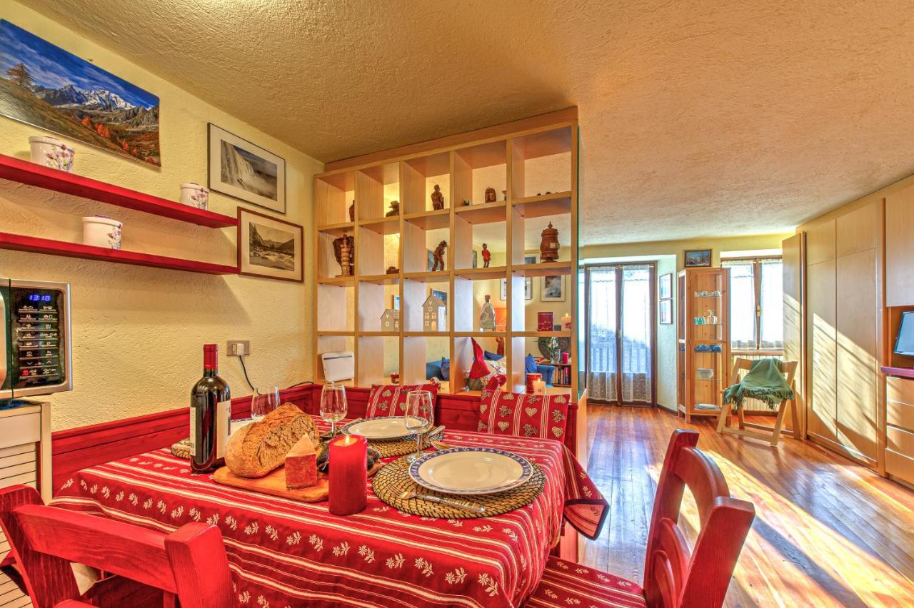 Appartamento Claire - Relax Con Splendida Vista - Cour 0081 Courmayeur Buitenkant foto