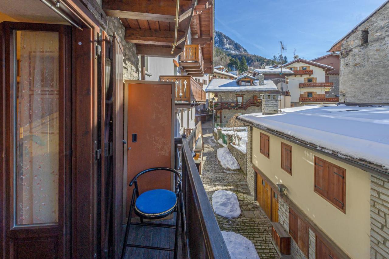 Appartamento Claire - Relax Con Splendida Vista - Cour 0081 Courmayeur Buitenkant foto